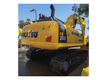 Bager guseničar KOMATSU PC200-8