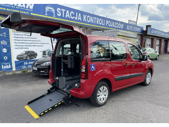 : fotografija u zaglavlju