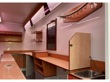 Prikolica za hrane Inna Inny Autosklep wędlin Gastronomiczna food truck foodtruck sklep 2004: slika 5 Prikolica za hrane Inna Inny Autosklep wędlin Gastronomiczna food truck foodtruck sklep 2004: slika 5