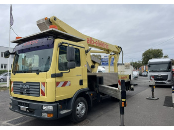 Vazdušna platforma montirana na kamion RUTHMANN