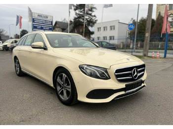 Automobil MERCEDES-BENZ