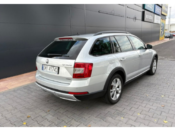 Automobil Skoda Octavia III Skoda Octavia 4X4 Scout 2.0 TDI -150KM Model 2017 Bezwypadkowa FV 23: slika 4