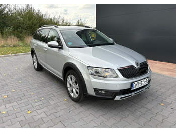 Automobil Skoda Octavia III Skoda Octavia 4X4 Scout 2.0 TDI -150KM Model 2017 Bezwypadkowa FV 23: slika 2