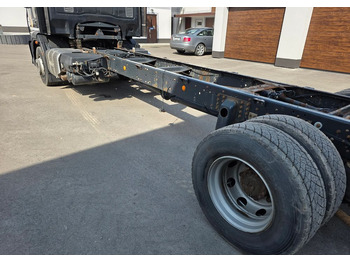 Kamion sa ceradom Iveco EUROCARGO 160E28  RAMA DO ZABUDOWY/  LAWETA / MANUAL /: slika 5 Kamion sa ceradom Iveco EUROCARGO 160E28  RAMA DO ZABUDOWY/  LAWETA / MANUAL /: slika 5