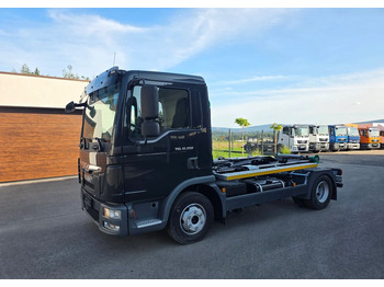 Novu Kamion sa hidrauličnom kukom MAN TGL 12.250 nowe urządzenie hakowe SKIBICKI HKS 8/3300 ATEGO / TGM: slika 5 Novu Kamion sa hidrauličnom kukom MAN TGL 12.250 nowe urządzenie hakowe SKIBICKI HKS 8/3300 ATEGO / TGM: slika 5