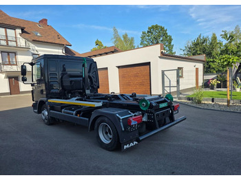 Novu Kamion sa hidrauličnom kukom MAN TGL 12.250 nowe urządzenie hakowe SKIBICKI HKS 8/3300 ATEGO / TGM: slika 3 Novu Kamion sa hidrauličnom kukom MAN TGL 12.250 nowe urządzenie hakowe SKIBICKI HKS 8/3300 ATEGO / TGM: slika 3