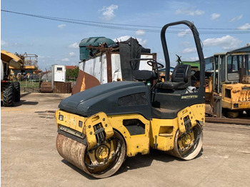 Valjak za puteve Bomag BW 100 AD-4: slika 3