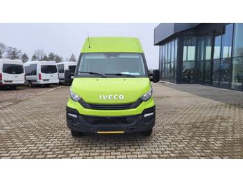 Lizing Iveco Daily 24 places + 4 standing Iveco Daily 24 places + 4 standing: slika 3