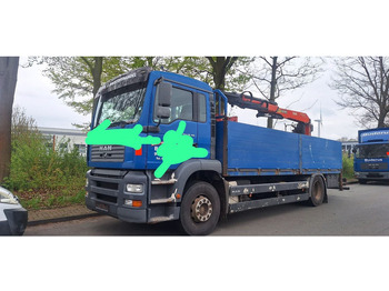 Kamion sa tovarnim sandukom MAN