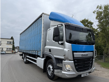 Kamion sa ceradom DAF CF 330