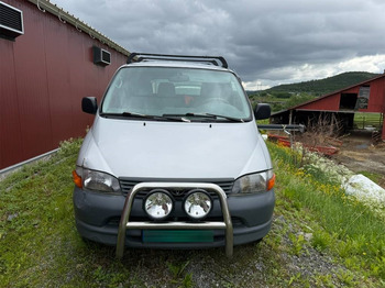 Mali kombi Toyota Hiace 4x4: slika 3