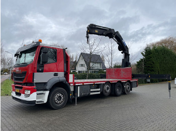 Kamion sa dizalicom IVECO Stralis