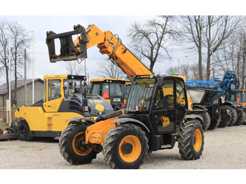 Teleskopski upravljač JCB