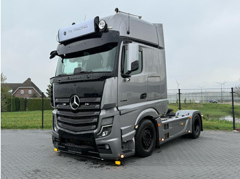 Tegljač MERCEDES-BENZ