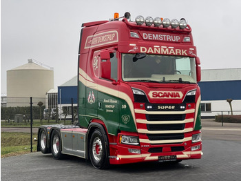 Tegljač SCANIA S 650