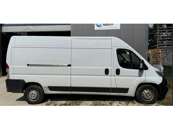 Putnički kombi OPEL