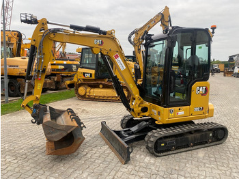 Mini bager CATERPILLAR 302