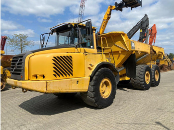 Zglobni kiper VOLVO A30D