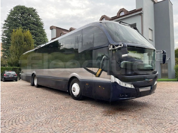 Turistički autobus NEOPLAN