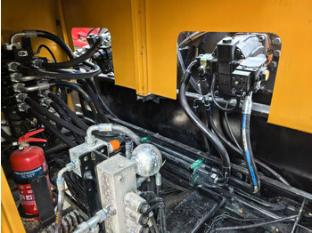 Kran guseničar SANY SCC1000A-6: slika 3