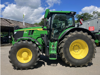 Traktor John Deere 6R 215: slika 2