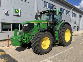 Traktor JOHN DEERE 6R 215