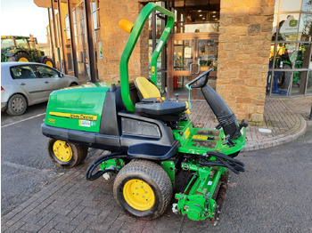 Baštenska kosačica JOHN DEERE 7200