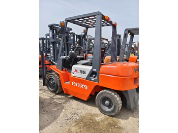 Dizel viljuškar Used 3-Ton Heli Diesel Forklift Truck Model CPCD30: slika 4 Dizel viljuškar Used 3-Ton Heli Diesel Forklift Truck Model CPCD30: slika 4