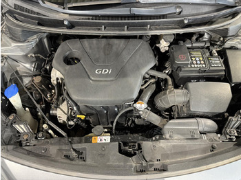 Hečbek Hyundai | i30 | 1.6 GDI i-Catcher | 2012 | 287.418 km | 40XFT1 | Logisch: slika 4