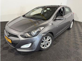Hečbek HYUNDAI
