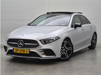 Limuzina MERCEDES-BENZ