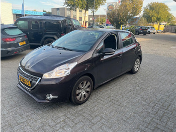 Hečbek PEUGEOT
