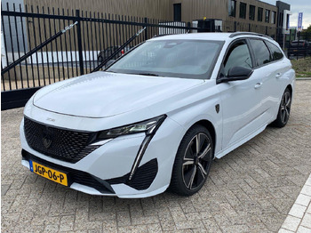 Automobil PEUGEOT
