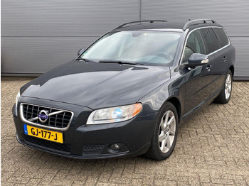 Automobil VOLVO