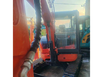 Mini bager KUBOTA U35: slika 4 Mini bager KUBOTA U35: slika 4