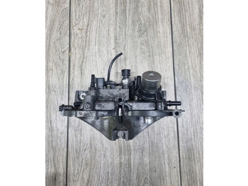 Motor i delovi za Kamion PODSTAWA FILTRÓW PALIWA VOLVO FH FM 4 RENAULT GAMA T C K RANGE Renault VOLVO FH FM 4 GAMA T C K RANGE 21843983  Renault VOLVO FH FM 4 RENAULT GAMA T C K RANGE: slika 3