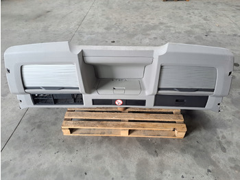 Kabina i enterijer VOLVO FH13