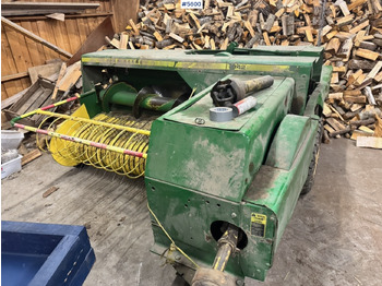 Oprema za prevrtanje i razlaganje JOHN DEERE
