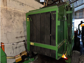 Oprema za prevrtanje i razlaganje JOHN DEERE