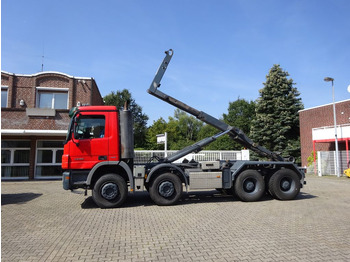 Kamion sa hidrauličnom kukom MERCEDES-BENZ Actros