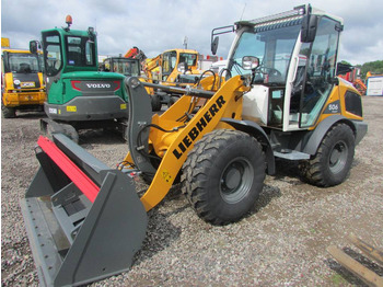 Utovarivač točkaš LIEBHERR L 506