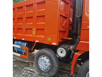 Istovarivač SHACMAN F3000: slika 3 Istovarivač SHACMAN F3000: slika 3