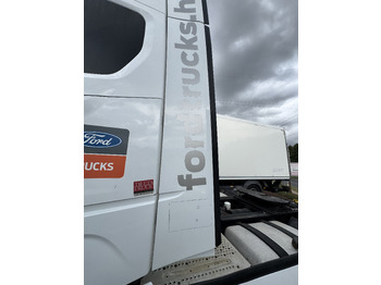 Aerodinamika/ Spojler FORD