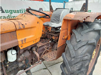 Traktor Fiat 640/8: slika 3