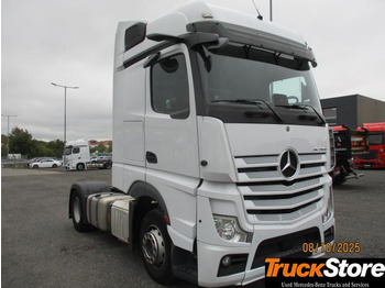 Tegljač MERCEDES-BENZ Actros 1845