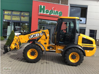 Utovarivač točkaš JCB TM220