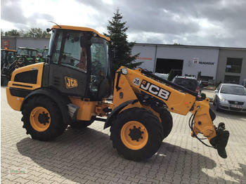 Utovarivač točkaš JCB TM220: slika 4 Utovarivač točkaš JCB TM220: slika 4