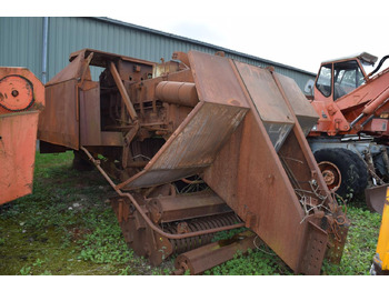 Balirka za kockaste bale CLAAS Quadrant 1100 *zur Teilevertwertung*: slika 2 Balirka za kockaste bale CLAAS Quadrant 1100 *zur Teilevertwertung*: slika 2