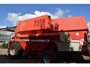 Kombinovani kombajn Massey Ferguson MF 38: slika 4 Kombinovani kombajn Massey Ferguson MF 38: slika 4