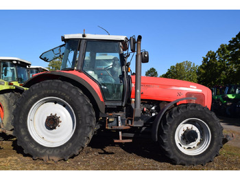 Traktor Massey Ferguson MF 8250: slika 3 Traktor Massey Ferguson MF 8250: slika 3